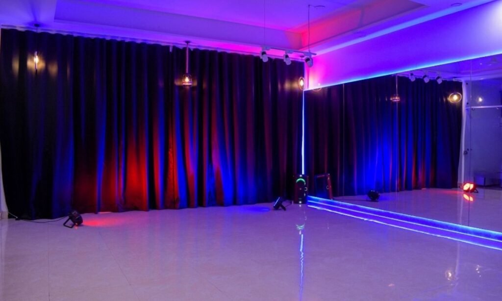 Rent a Dance Studio for Practice in Dwarka in 2025